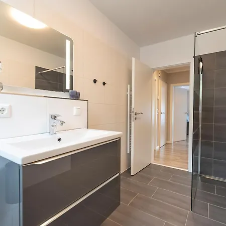 Knuddi S Ferienhof, App 04 *